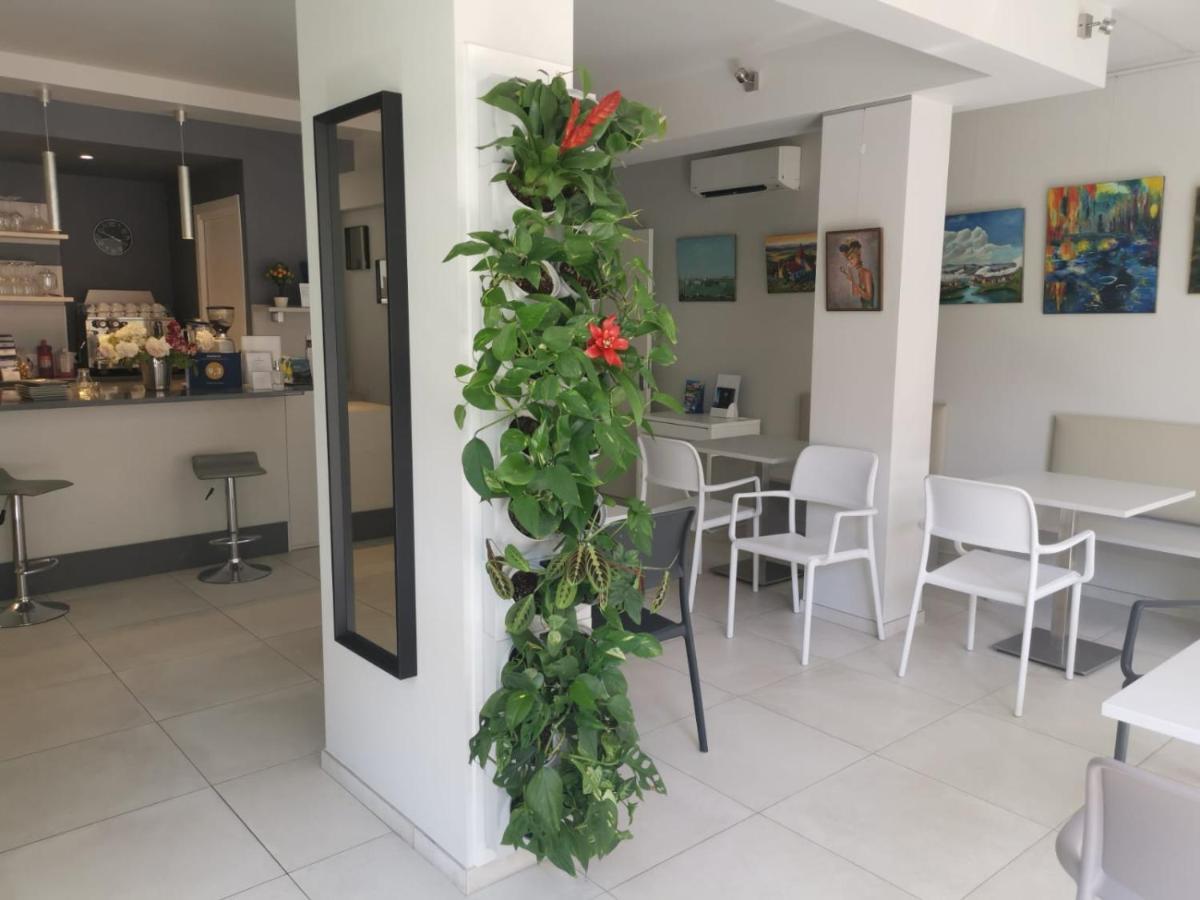 Hotel Villa Miki Бордигера Экстерьер фото